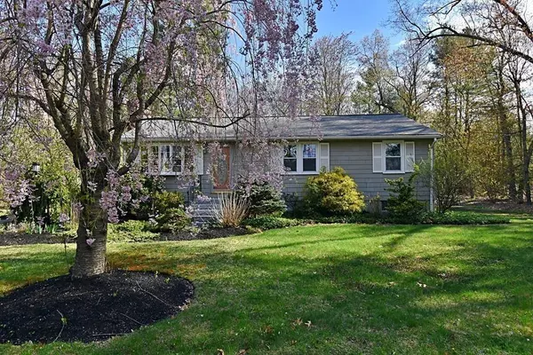 89 New Estate Road, Littleton, MA 01460