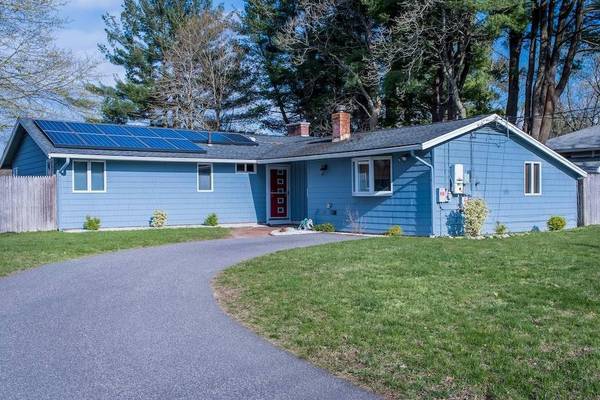 5 Bradford Rd, Natick, MA 01760