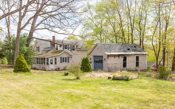 8 Clark Road, Andover, MA 01810