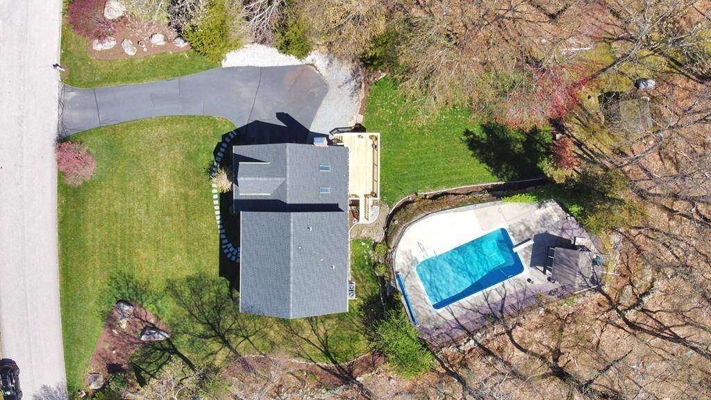 40 Partridge Run, East Greenwich, RI 02818