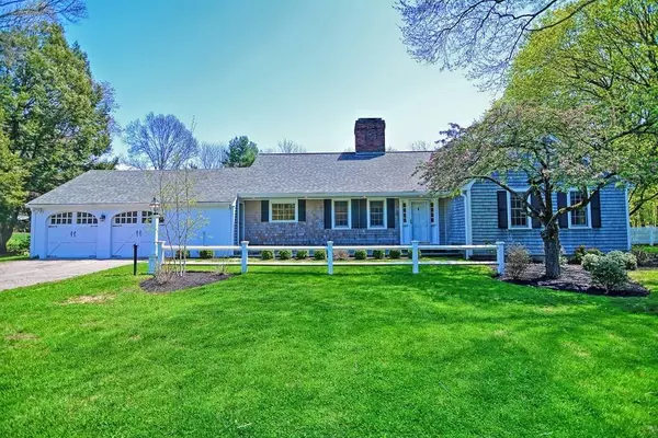 213 North Street, Medfield, MA 02052