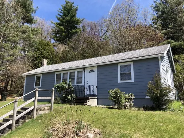 29 Wakefield Rd, Marlborough, MA 01752