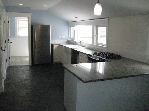 Abington, MA 02351,20 Hamilton Street