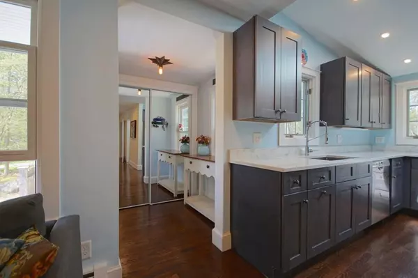 Hamilton, MA 01982,112 Echo Cove Rd