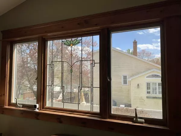 East Longmeadow, MA 01028,62 Euclid Ave