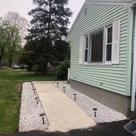 Springfield, MA 01119,809 N Branch Pkwy