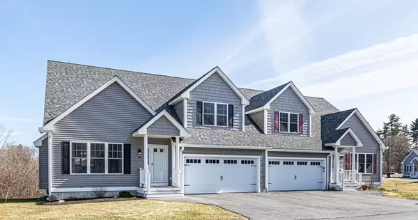 10 Black Hawk Circle #32, Dracut, MA 01826