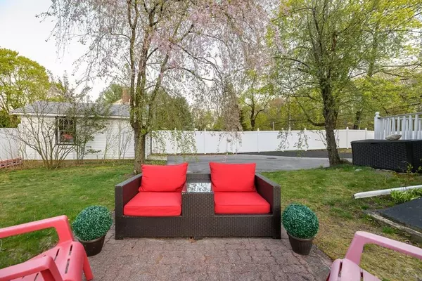 Milton, MA 02186,190 Reedsdale Rd