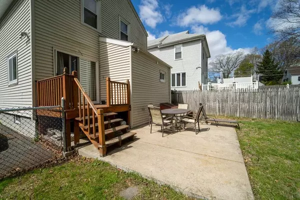 Saugus, MA 01906,21 Denver St