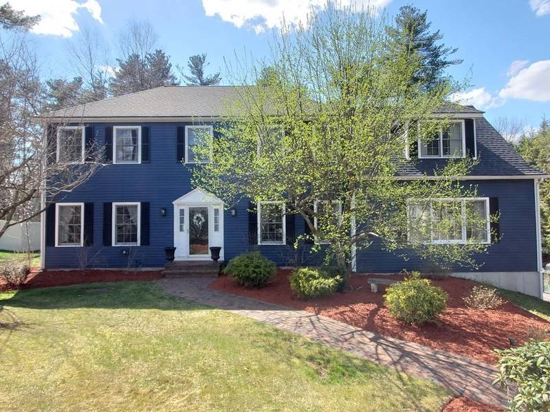 25 Hayden Woods, Wrentham, MA 02093