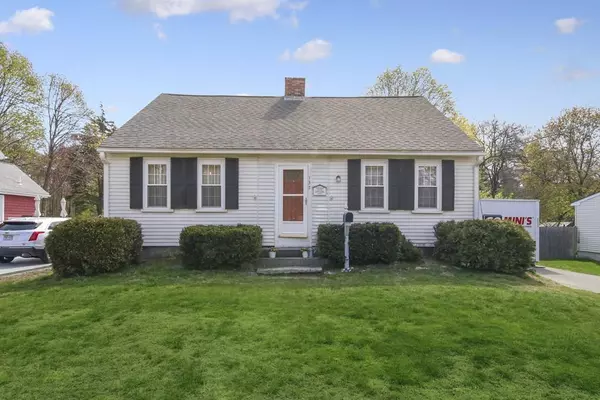 137 Belcher St, Holbrook, MA 02343