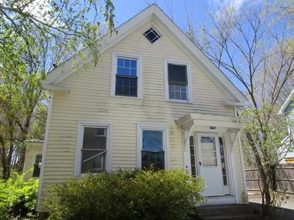 9 Prospect St, Ayer, MA 01432