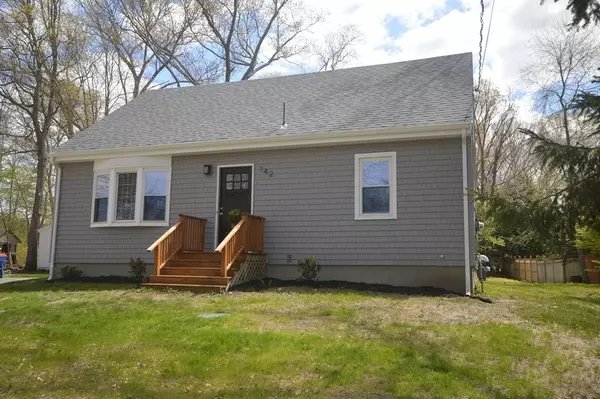 142 Plymouth Blvd, Westport, MA 02790