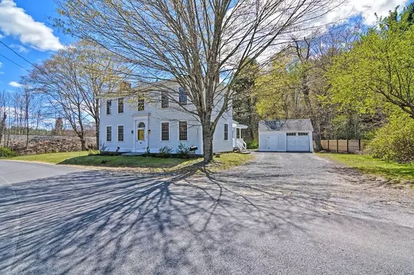 1384 Barre Rd, Hardwick, MA 01031