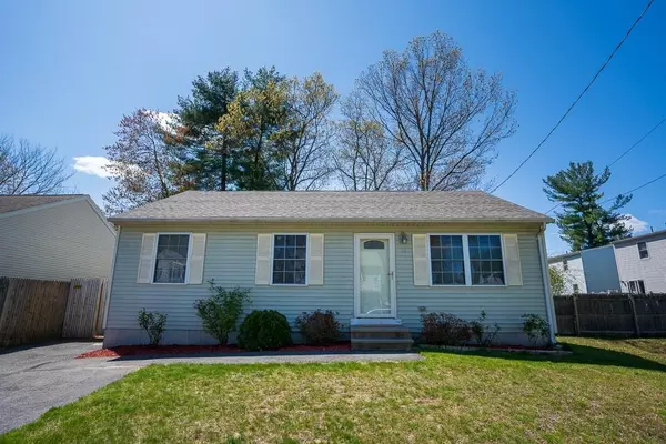 13 Bissell St, Springfield, MA 01119