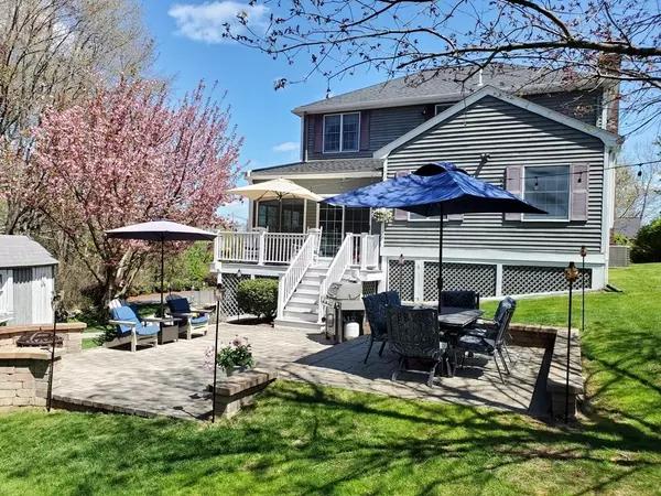 Ashland, MA 01721,3 Crestwood Drive