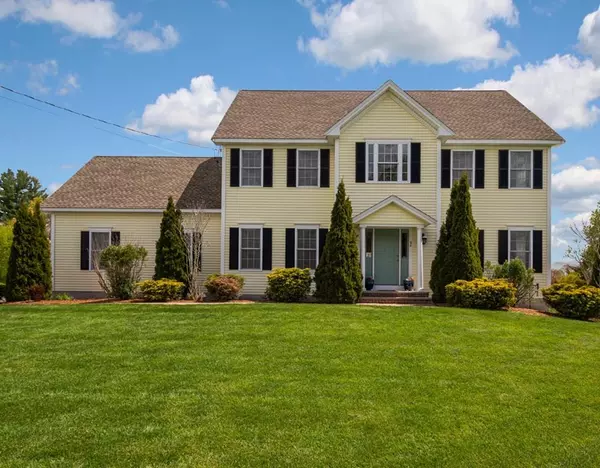 44 Wood Lane, Acton, MA 01720