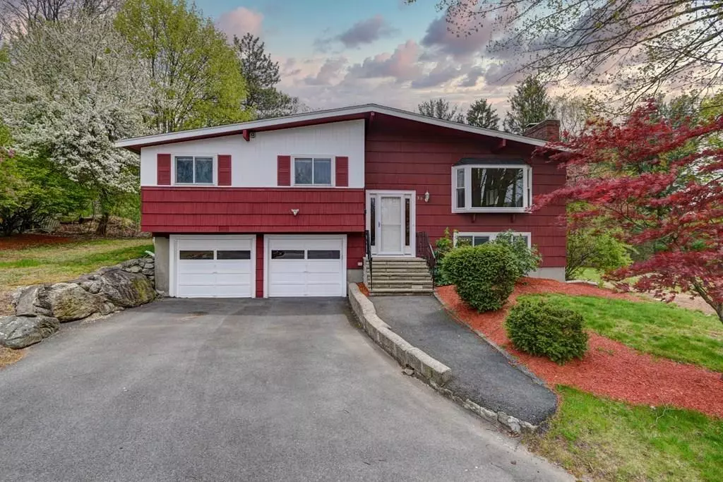 Needham, MA 02494,23 Daley St