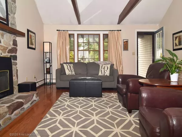 Mansfield, MA 02048,5 Helena Circle