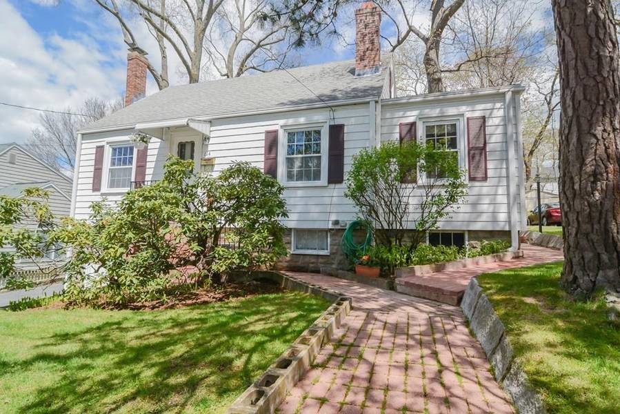 114 Rhinecliff St, Arlington, MA 02476