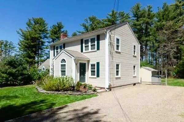 Marion, MA 02738,123 Dexter Rd