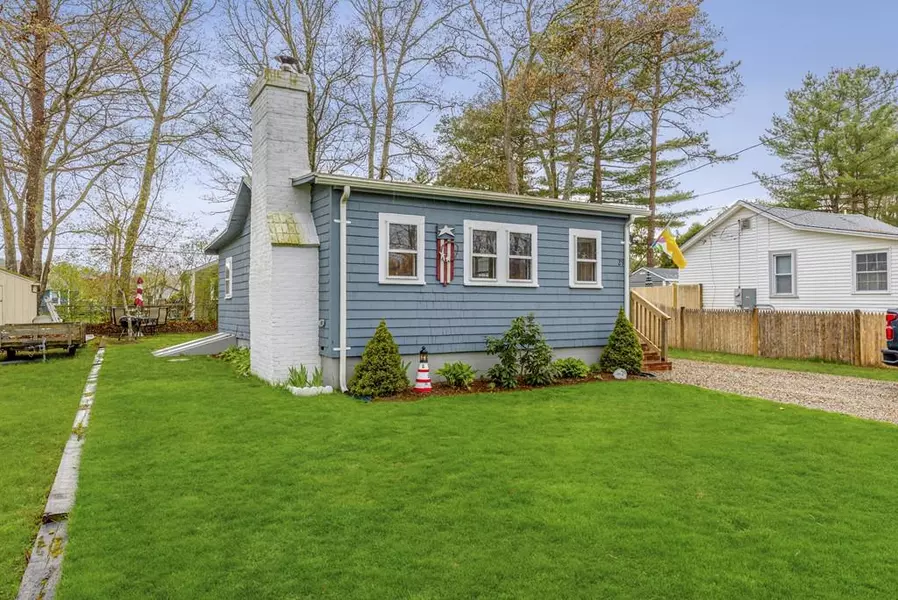 29 Marine Ave, Wareham, MA 02576