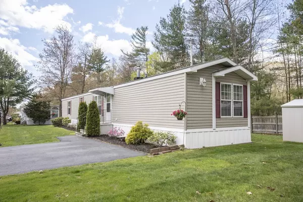 Raynham, MA 02767,48 Tucker Terrace