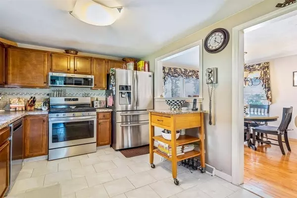 Holbrook, MA 02343,31 Ell Road