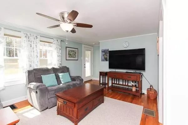 Hamilton, MA 01982,296 Lake Drive