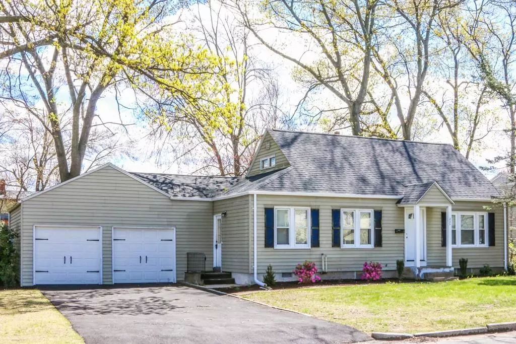 Springfield, MA 01104,225 El Paso St