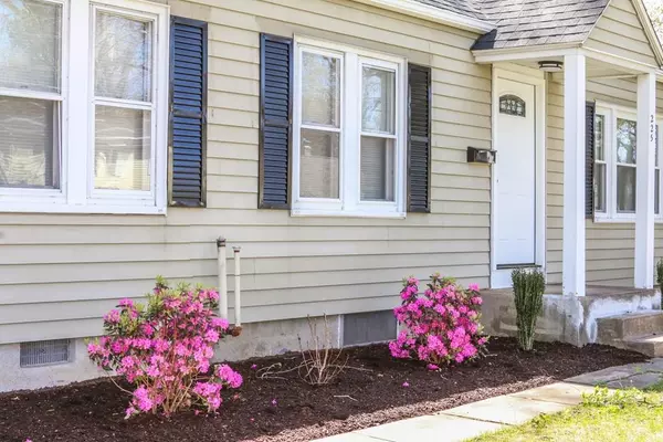 Springfield, MA 01104,225 El Paso St