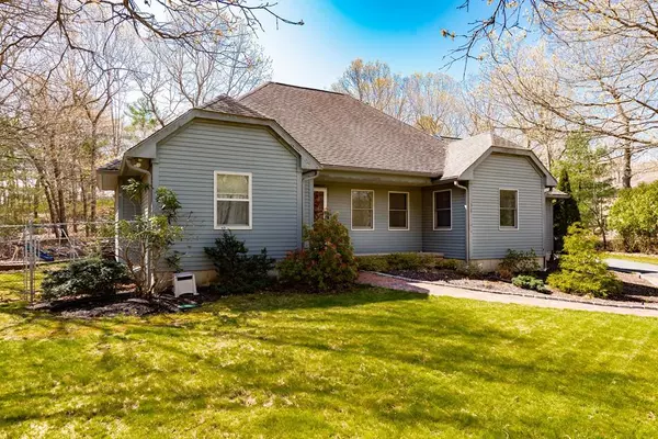 Abington, MA 02351,58 Carmen Lane