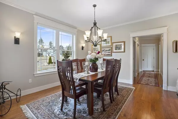 Granby, MA 01033,8 Trout Lily Ln