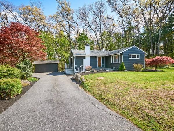 13 Phaneuf St, Middleton, MA 01949