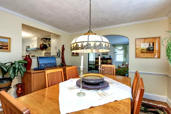 Newton, MA 02459,22-24 Athelstane Rd