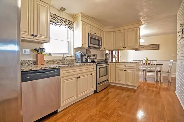 Holbrook, MA 02343,55 Abington Ave