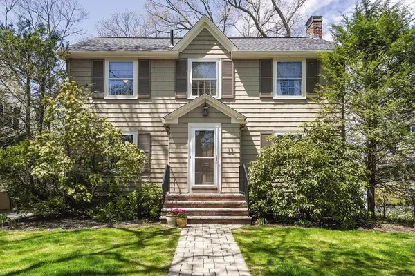 11 Ashcroft Road, Newton, MA 02461