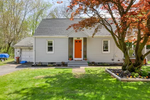 55 Royal Lane, Agawam, MA 01001