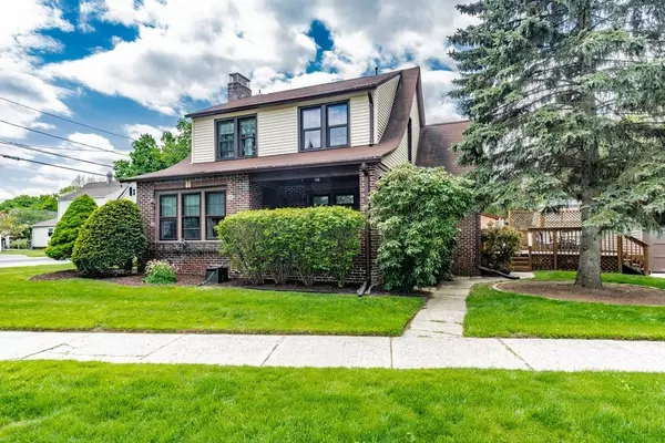 West Springfield, MA 01089,45 Rochelle Street