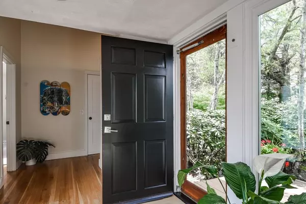 Sherborn, MA 01770,35 Woodland Street