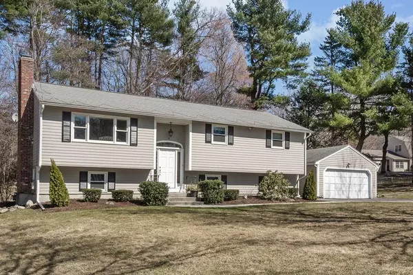 8 Hundreds Rd, Westborough, MA 01581