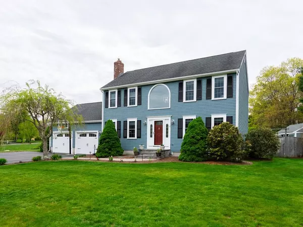 52 Pattys Rd, Mansfield, MA 02048