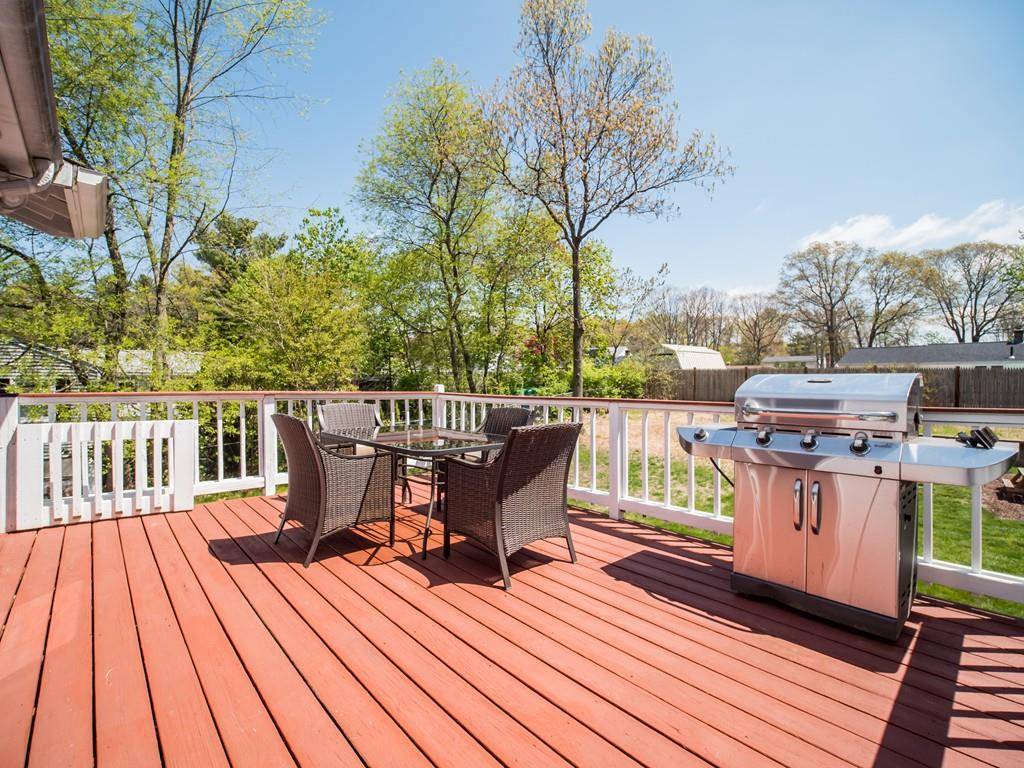 Bellingham, MA 02019,56 Nason St