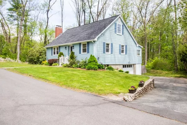 Auburn, MA 01501,2 Claire Dr