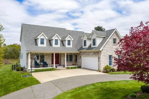 East Longmeadow, MA 01028,52 Senecal Pl