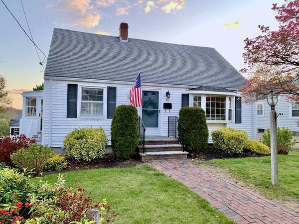 44 Pleasantview Ave, Weymouth, MA 02188