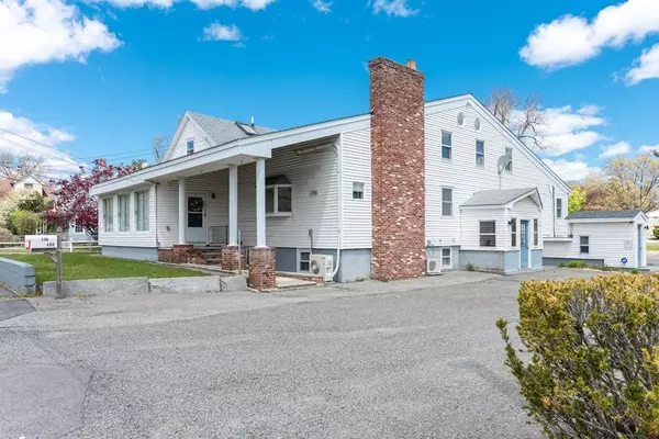 396 Woburn St, Tewksbury, MA 01876