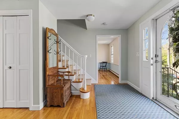 Hingham, MA 02043,16 Camelot Drive