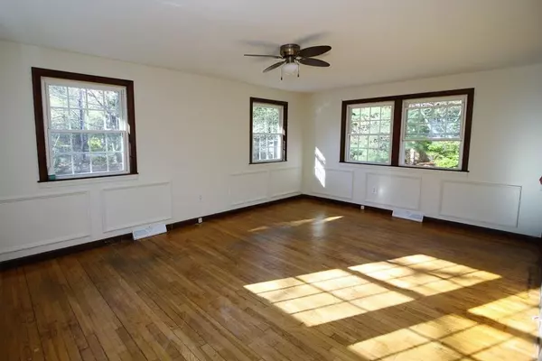 Yarmouth, MA 02673,30 Partridge Valley Rd