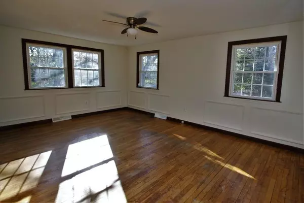 Yarmouth, MA 02673,30 Partridge Valley Rd